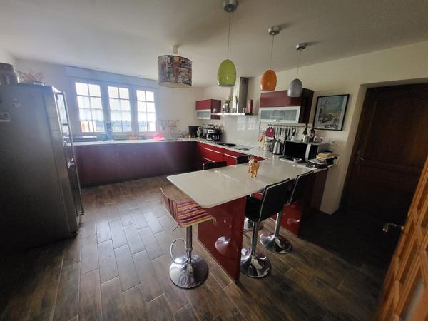 Maison Vernou La Celle Sur Seine 6 pièce(s) 211 m2