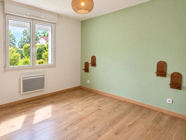 PAVILLON INDIVIDUEL DE PLAIN PIED, 4 CHAMBRES