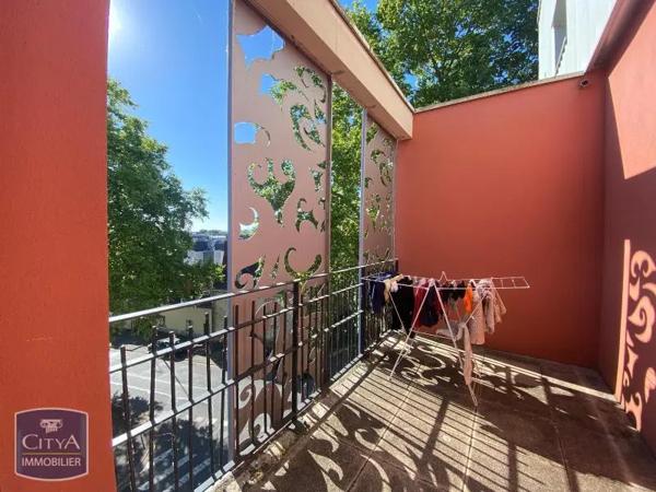 Appartement à louer 2 pièces 41.68m² Tours (37000)
