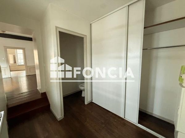 Location Appartement 3 pièces 80 m² - 14 RUE DE LA PAIX Charleville Mezieres 08000