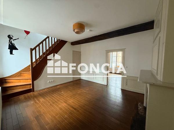 Location Appartement 3 pièces 80 m² - 14 RUE DE LA PAIX Charleville Mezieres 08000