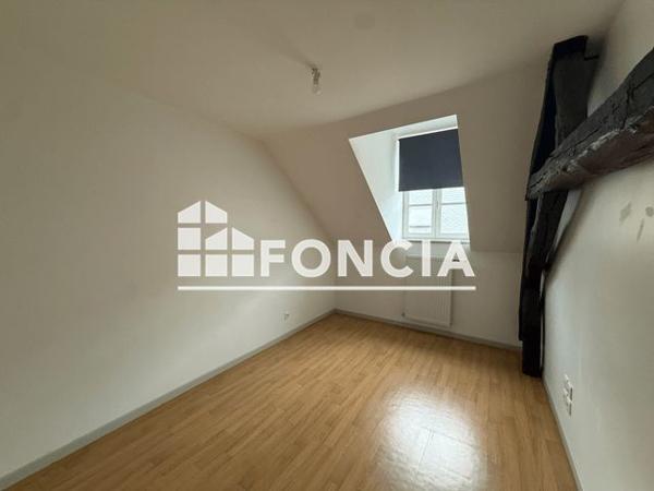 Location Appartement 3 pièces 80 m² - 14 RUE DE LA PAIX Charleville Mezieres 08000