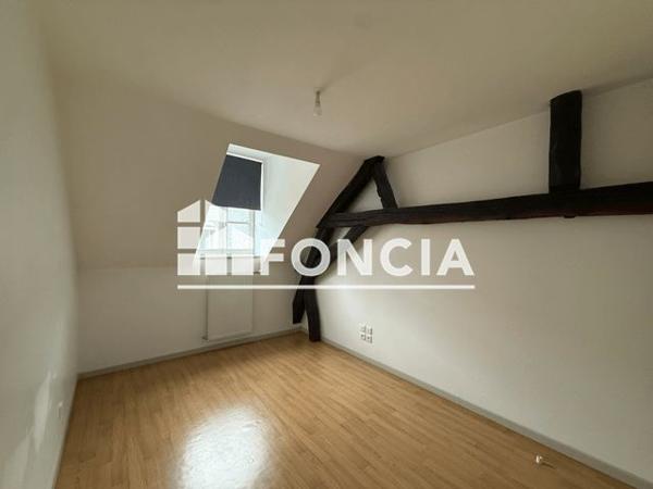 Location Appartement 3 pièces 80 m² - 14 RUE DE LA PAIX Charleville Mezieres 08000