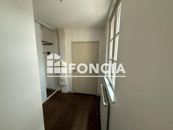 Location Appartement 3 pièces 80 m² - 14 RUE DE LA PAIX Charleville Mezieres 08000