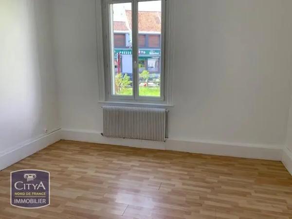 Appartement à louer 2 pièces 48.05m² Longuenesse (62219)
