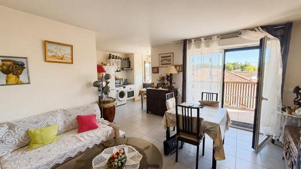 Appartement 3 pièces à vendre à Arès - Réf. 9842