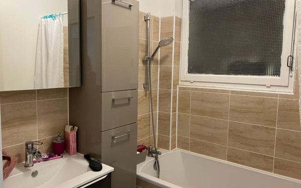 Appartement à louer    3 pièces • 58,79 m2 Nevers