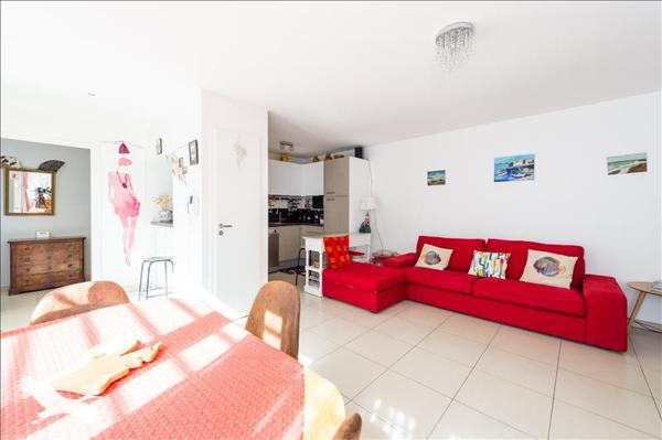 Maison à louer 1 475 € CC LA ROCHELLE 4 p 73 m² DPE C