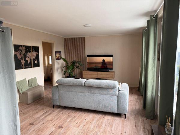 Maison de ville à vendre à Carhaix-Plouguer dans le Finistère (29270), ref : C246   
Impasse des oiseaux