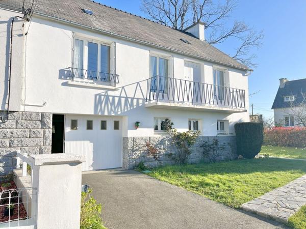 Maison de ville à vendre à Carhaix-Plouguer dans le Finistère (29270), ref : C246   
Impasse des oiseaux