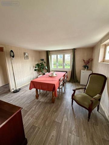 Maison de ville à vendre à Carhaix-Plouguer dans le Finistère (29270), ref : C246   
Impasse des oiseaux