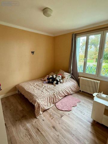 Maison de ville à vendre à Carhaix-Plouguer dans le Finistère (29270), ref : C246   
Impasse des oiseaux