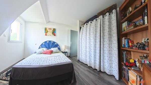 Maison contemporaine au calme d'un paisible hameau breton, à deux pas de la Ria d'ETEL.