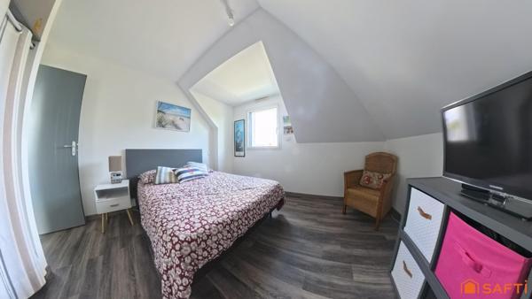 Maison contemporaine au calme d'un paisible hameau breton, à deux pas de la Ria d'ETEL.