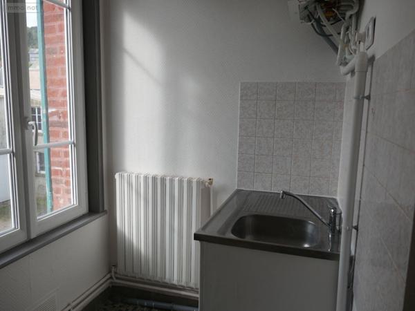 Appartement à louer à Étretat en Seine-Maritime (76790), ref : SC/498   
CENTRE BOURG