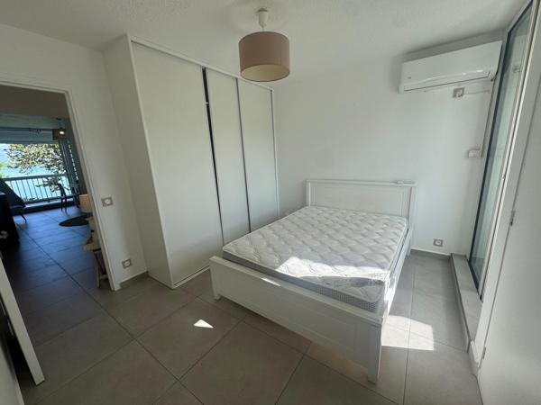 T2 MEUBLE VUE MER BAS DU FORT