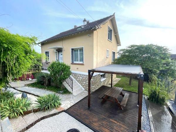 (78) Triel-sur-Seine - Maison individuelle de 5 pièces (3 chambres) de 95 m²