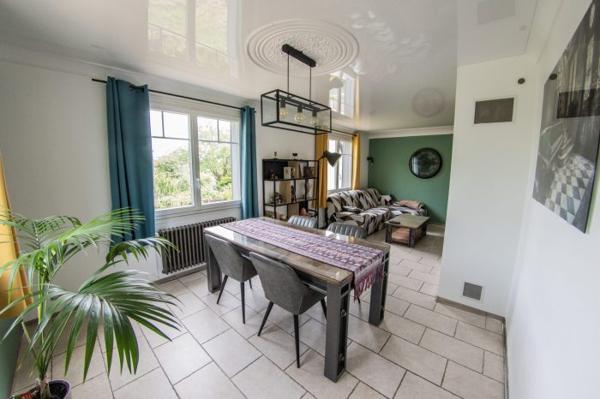 (78) Triel-sur-Seine - Maison individuelle de 5 pièces (3 chambres) de 95 m²