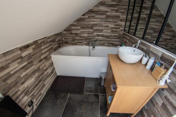 (78) Triel-sur-Seine - Maison individuelle de 5 pièces (3 chambres) de 95 m²