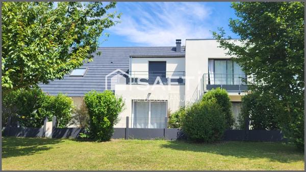 Spacieux Pavillon à Vers sur Selle de 230 m2 6 chambres avec autonomie de plain pied