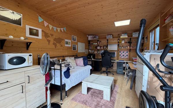 Maison à vendre    4 pièces •  Brières-les-Scellés