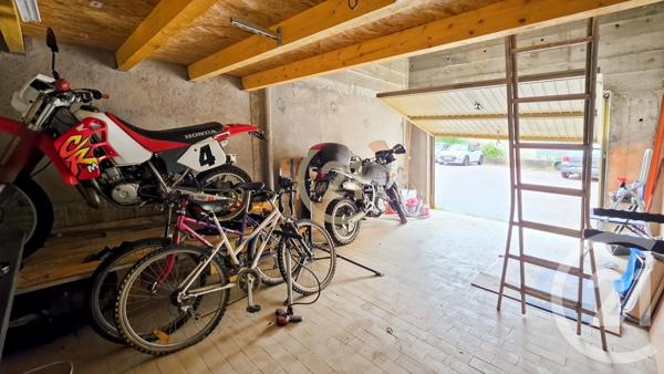 Parking à vendre  21,46 m 2   ST FLORENT  - 202