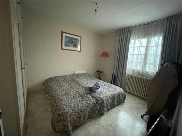 Maison à vendre |  Saint-Amand-Montrond |  6 pièces | 105 m²