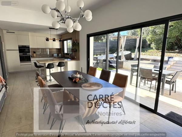 Villa à vendre à Nîmes dans le Gard (30900), ref : 1003 / 704   
Carreau de Lanes