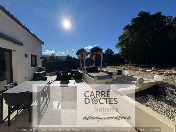 Villa à vendre à Nîmes dans le Gard (30900), ref : 1003 / 704   
Carreau de Lanes
