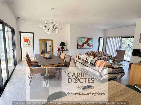 Villa à vendre à Nîmes dans le Gard (30900), ref : 1003 / 704   
Carreau de Lanes