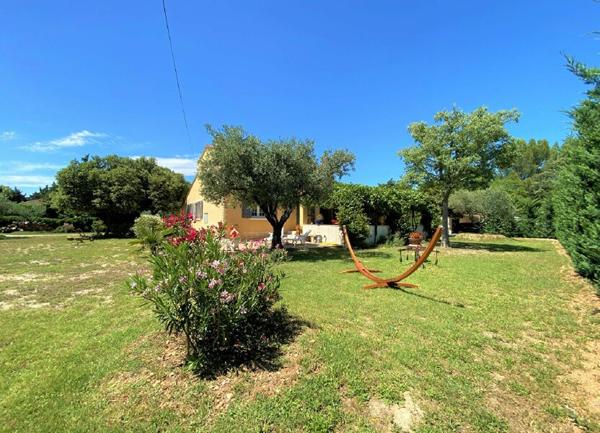 Maison à vendre    4 pièces •  Carpentras