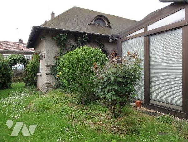 LONGUYON - MAISON INDIVIDUELLE 10 PIECES 270 M²