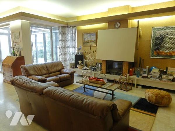 LONGUYON - MAISON INDIVIDUELLE 10 PIECES 270 M²