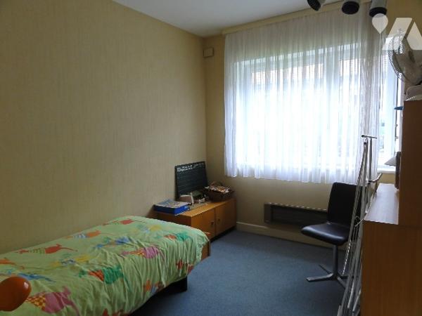 LONGUYON - MAISON INDIVIDUELLE 10 PIECES 270 M²