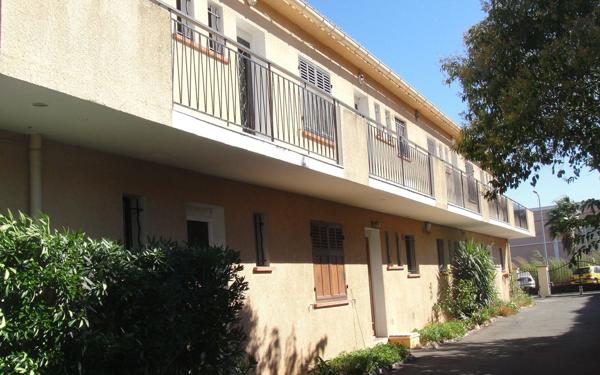 Appartement à vendre    2 pièces • 43,27 m2 Fréjus
