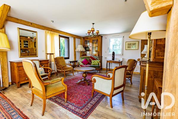 Immeuble à vendre 805 m² Le Luhier