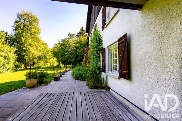 Immeuble à vendre 805 m² Le Luhier