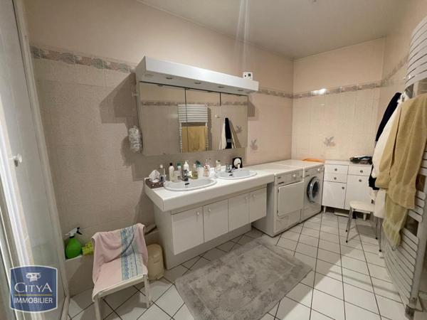 Appartement à vendre 6 pièces 137.26m²