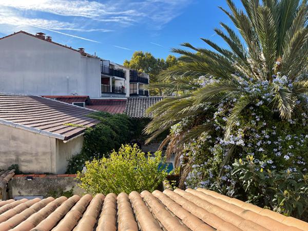 A vendre : appartement T3 de (_m2 Sainte-Anne 13008 Marseille