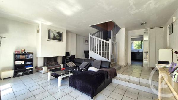 Maison à vendre  7 pièces - 126 m 2   VAUREAL  - 95