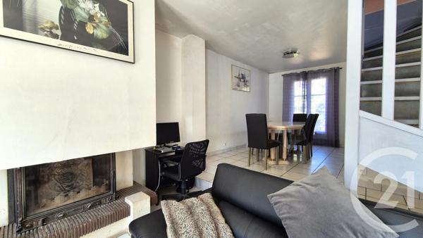 Maison à vendre  7 pièces - 126 m 2   VAUREAL  - 95