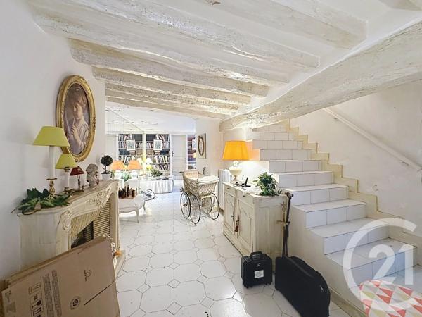 Maison à vendre  5 pièces - 118 m 2   ST DENIS  - 93