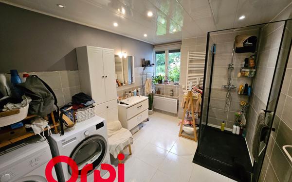 Maison à vendre    5 pièces •  Bernay