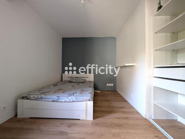 Appartement
         4 pièces
        - 75 m² Exclusivité 175 000 € *