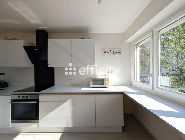 Appartement
         4 pièces
        - 75 m² Exclusivité 175 000 € *