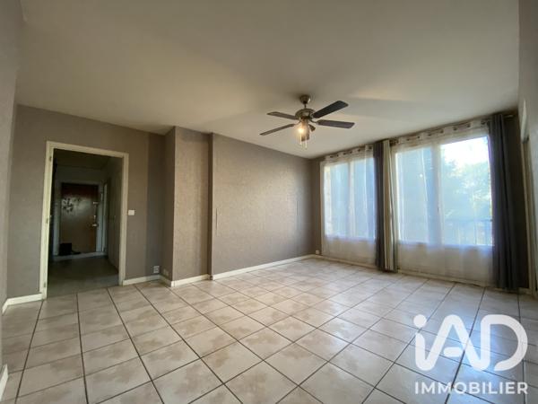 Appartement à vendre 4 pièces 67,49 m² Viry-Châtillon