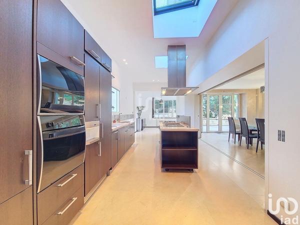 Maison à vendre 14 pièces 600 m² Louveciennes
