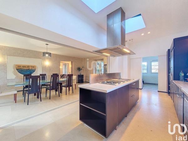 Maison à vendre 14 pièces 600 m² Louveciennes