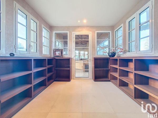 Maison à vendre 14 pièces 600 m² Louveciennes