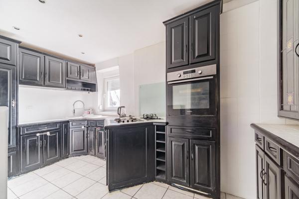 Mulhouse (68200) APPARTEMENT 3 CHAMBRES + UN GRENIER